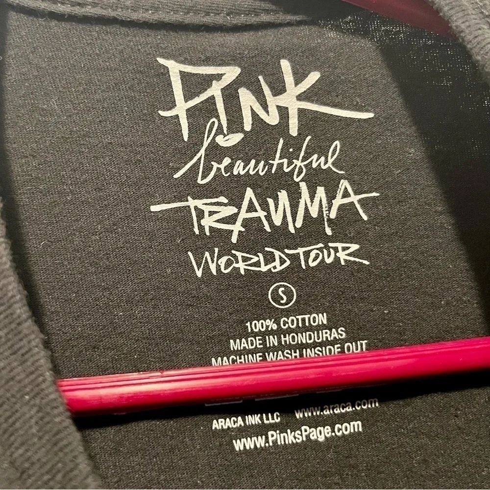 P!nk Small t shirt tee pink beautiful trauma tour 2019 graphic concert Cotton - Picture 3 of 4